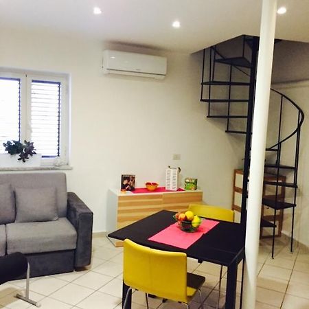 Napoli Sotterranea Apartment Buitenkant foto